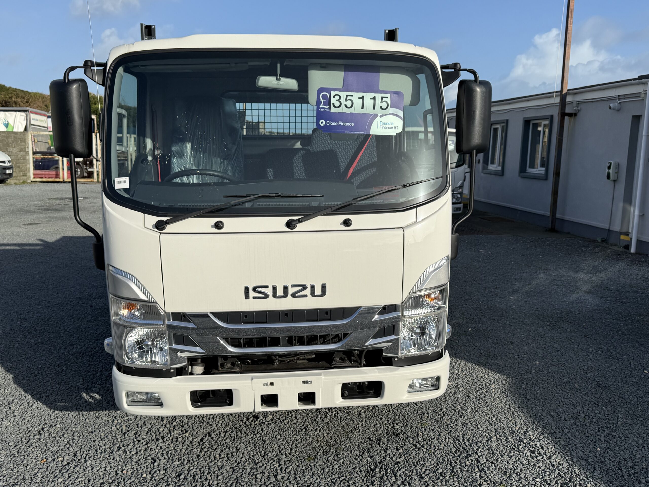 Isuzu N35.125 (S) SWB Euro 6 aluminium tipper