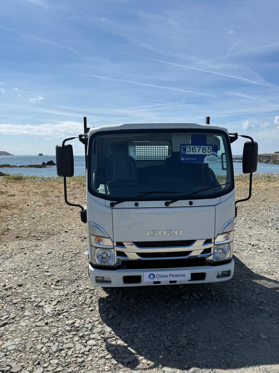 
								Isuzu N35.125 (T) SWB Euro 6 steel floor tipper full									